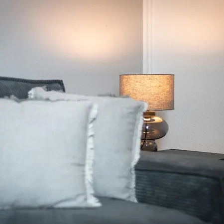 Shiny Homes - Elegant City Apartments Bielefeld Room photo