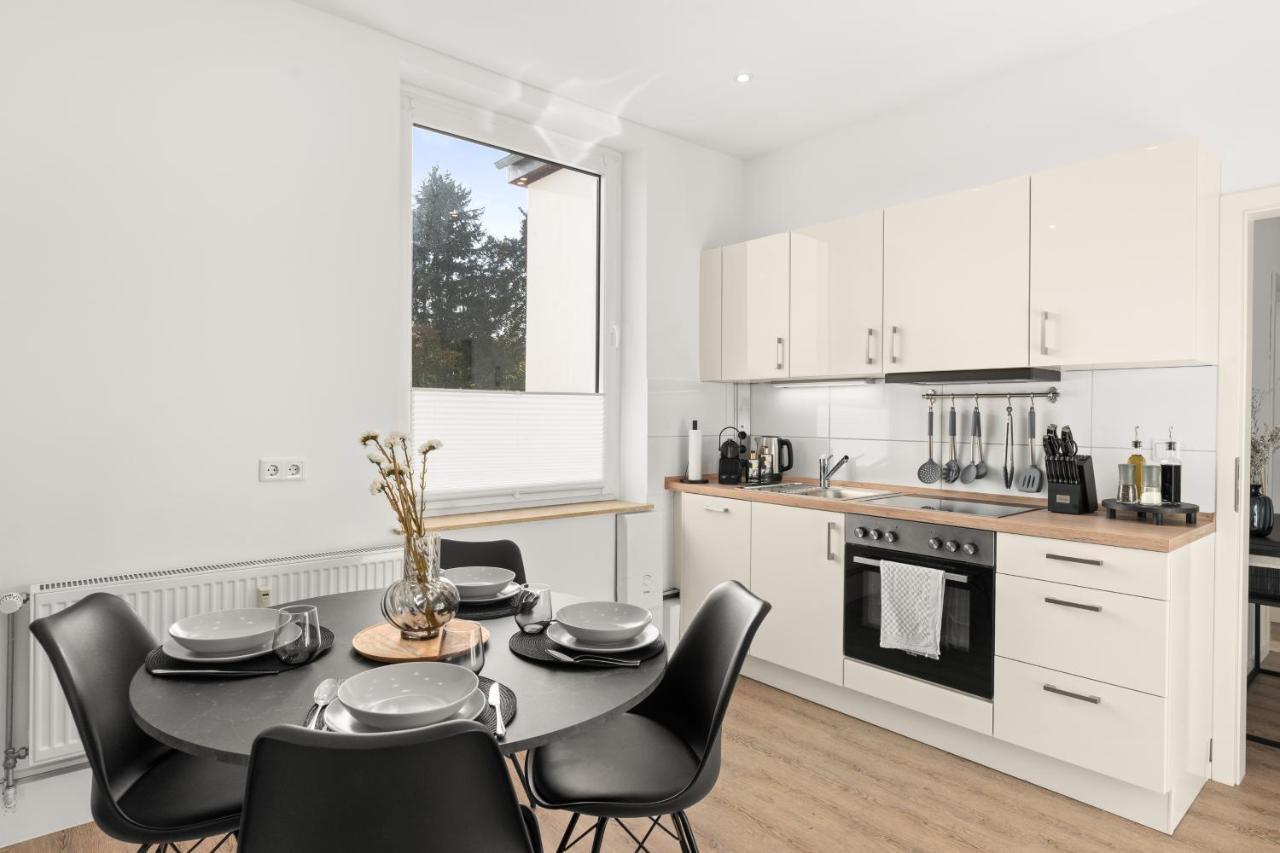 Shiny Homes - Elegant Apartment *